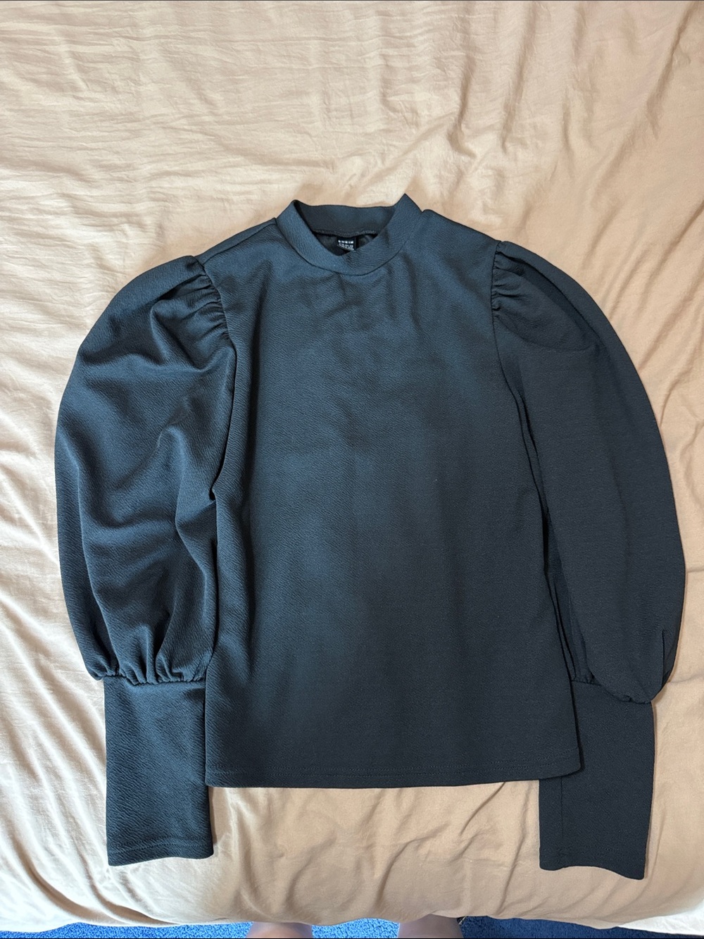 SHEIN Black Textured Puff-Sleeve Top